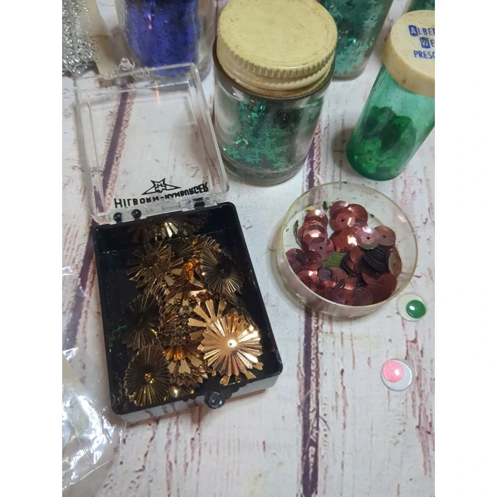 Vintage Lot Sequins,Trim, Star Glitter, Even‎ Googly Eyes Multiple Colors